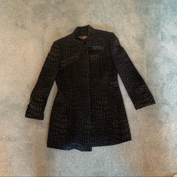 Escada Black and Green Croc Print Suit - Picture 2 of 6